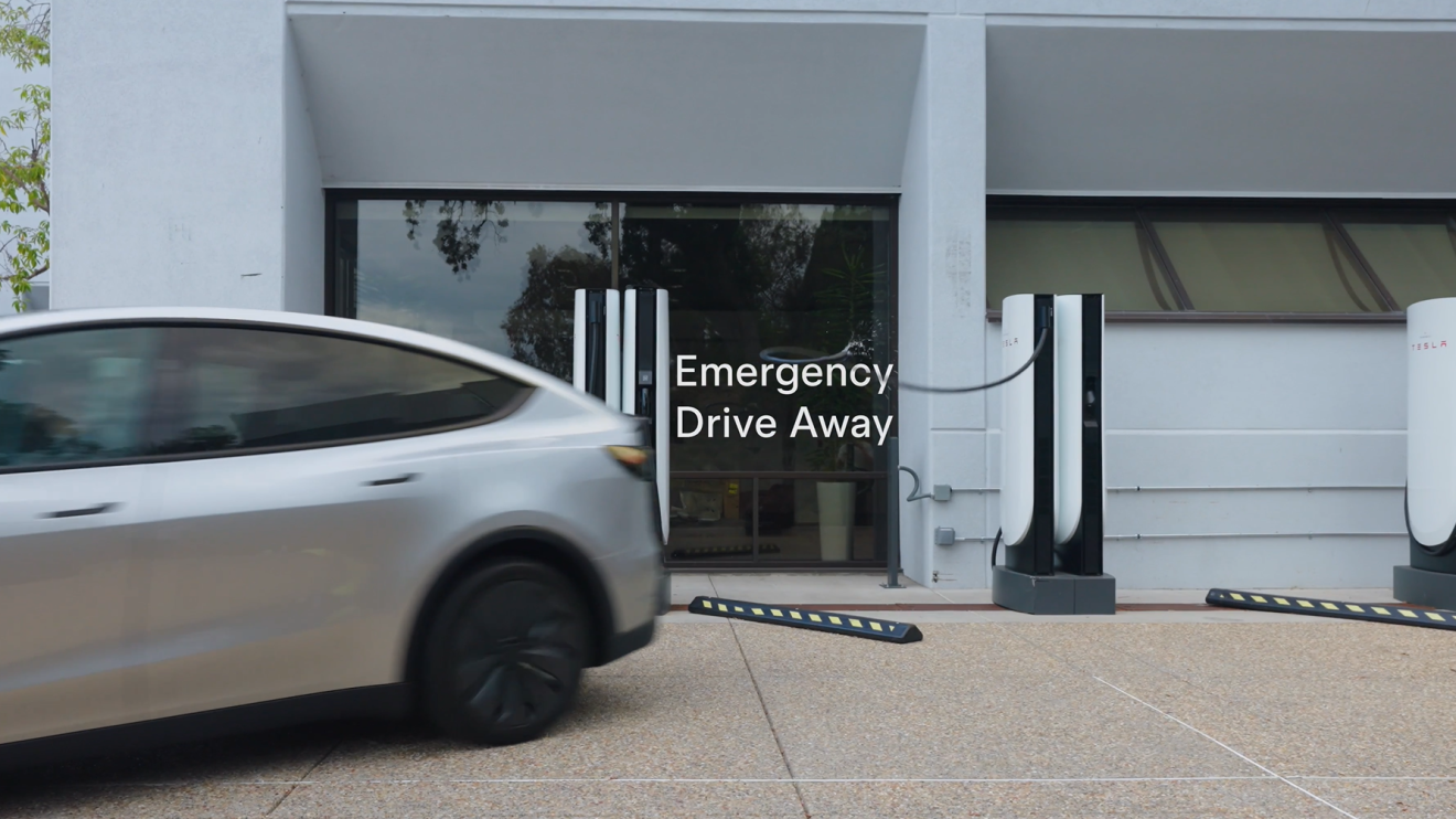Charging Interlock voorkomt Tesla's Emergency Drive Away