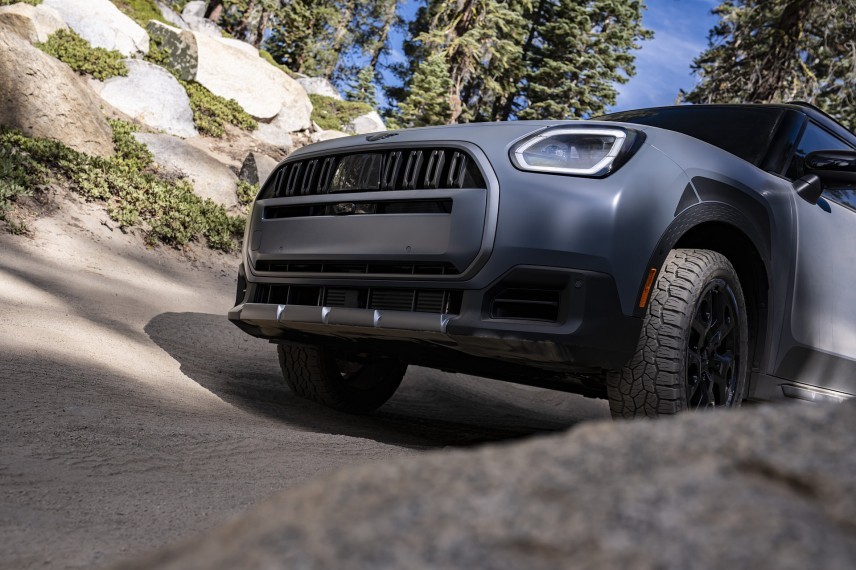 De Mini Countryman Untamed Edition keert terug met terreinbanden en elektrische versies. In Nederland ontbreekt volgens Mini juist de extra bodemvrijheid.
