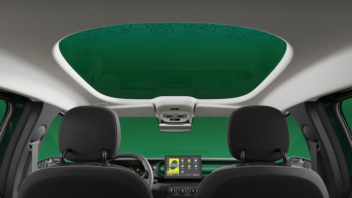 De Renault Twingo E-Tech electric krijgt een panoramadak van 0,7 m² zonder zonnescherm. De optie kost afhankelijk van het land € 550 of € 600.