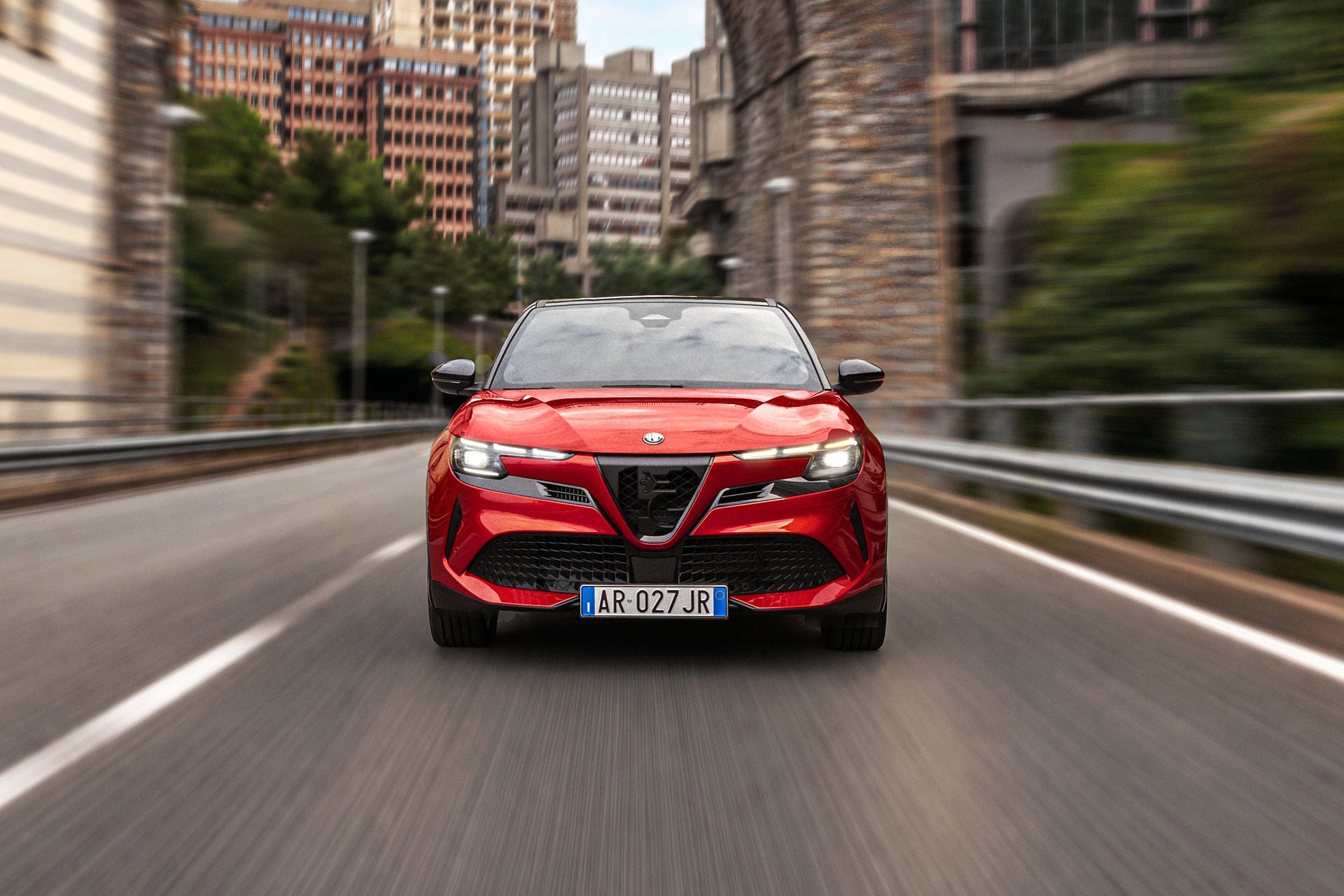 Alfa Romeo Junior krijgt fraaier interieur en rijkere uitrusting