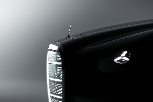 Mercedes-Benz Vision Iconic heeft energie-opwekkende coating en neuromorfe rekenkracht