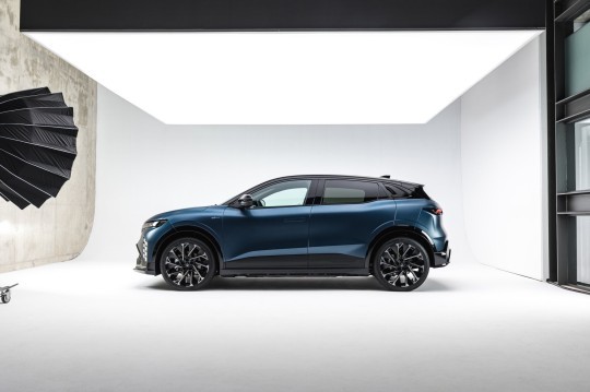 Renault Megane vernieuwd: grotere accu, sneller laden én V2G