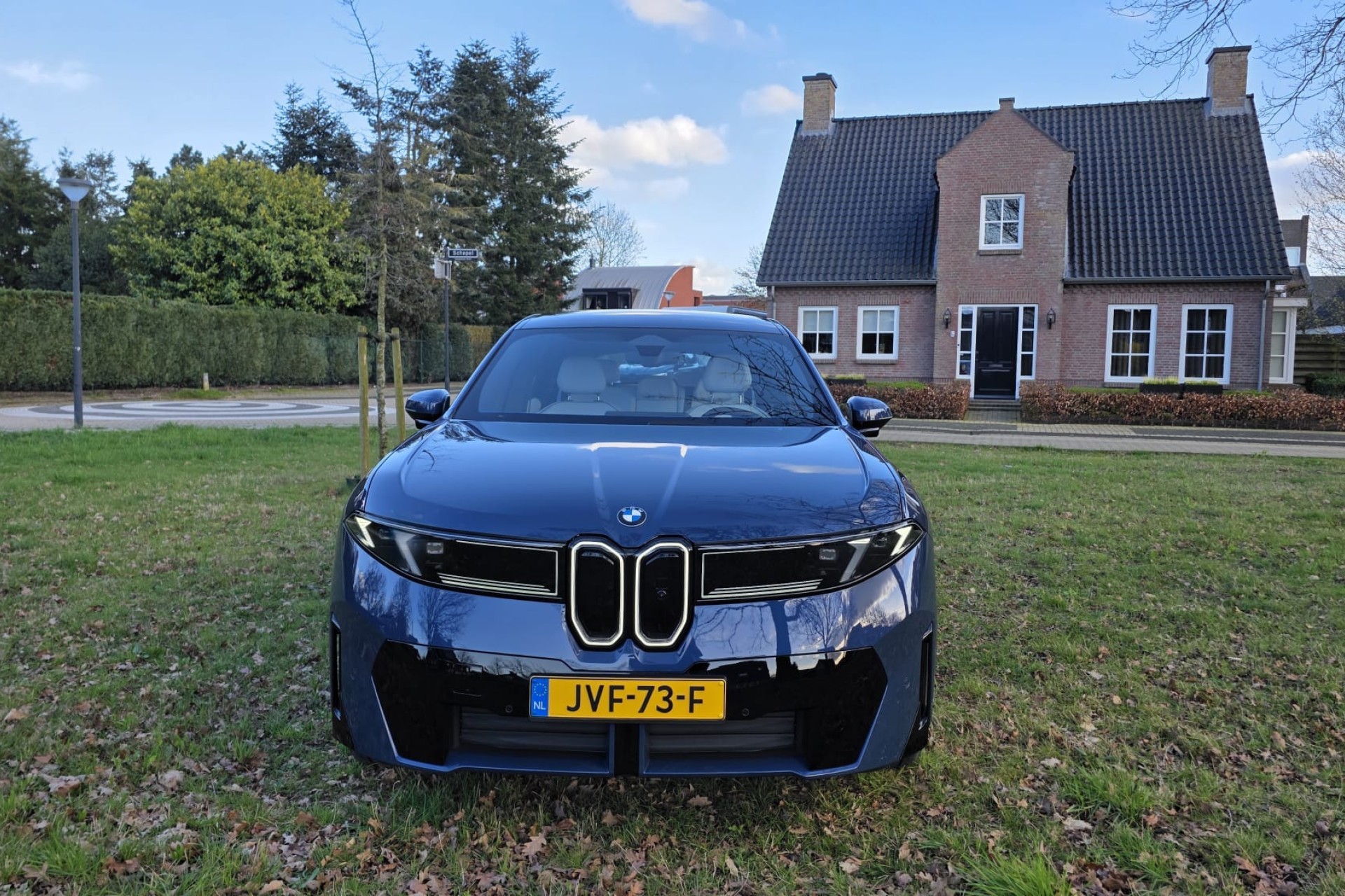 EV-verkoop Nederland blijft op peil, BYD, Tesla en BMW springen eruit in juni
