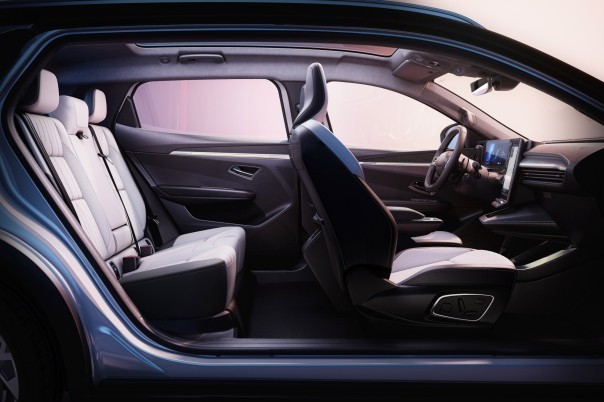 Renault verlaagt prijs Scenic E Tech electric: 642 kilometer bereik voor €42.990 - foto 2