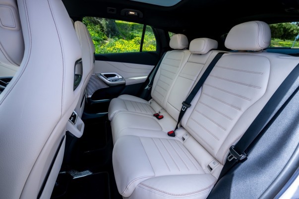 Mercedes GLC uitgeroepen tot beste Duitse premiumauto - foto 3