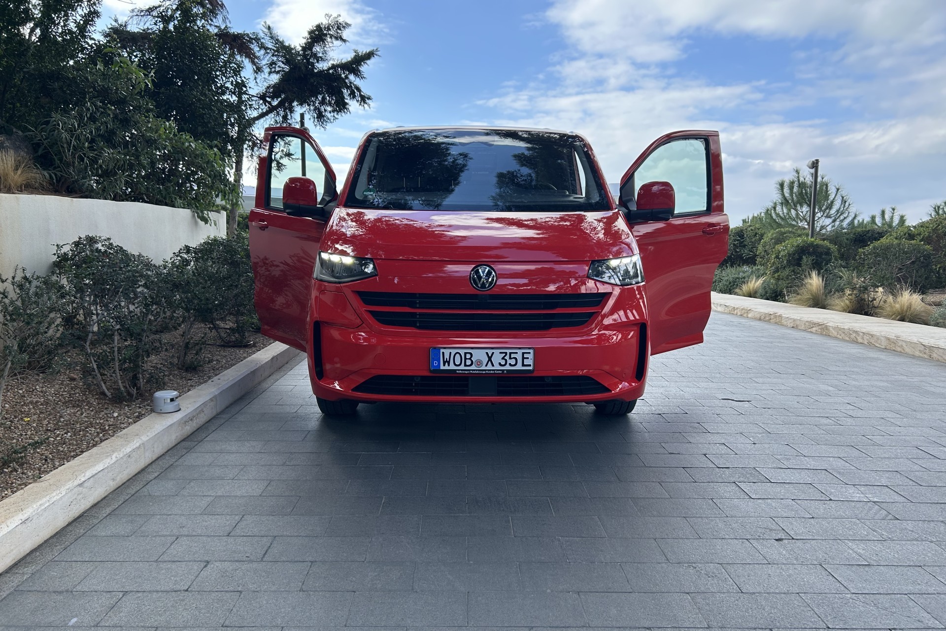 Test nieuwe Volkswagen Transporter: veelzijdig, praktisch, maar ook trouw aan zijn erfgoed?