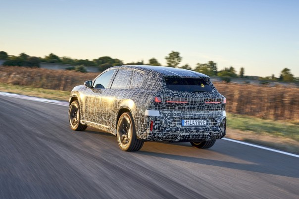 Nieuwe BMW iX3 getest