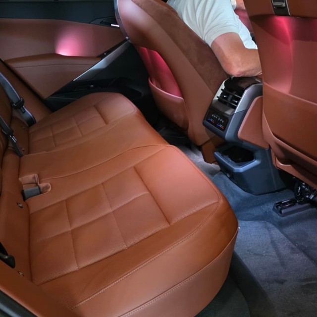 BMW iX5 eindelijk te configureren, iX3 als M60 met 612 pk - foto 4