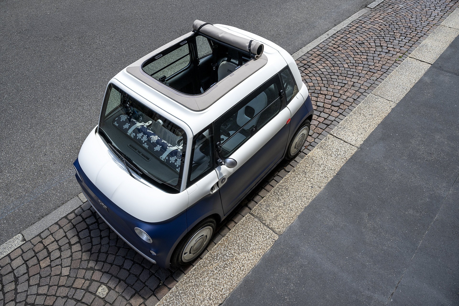 Fiat Topolino Dolcevita combineert roldak met echte deuren