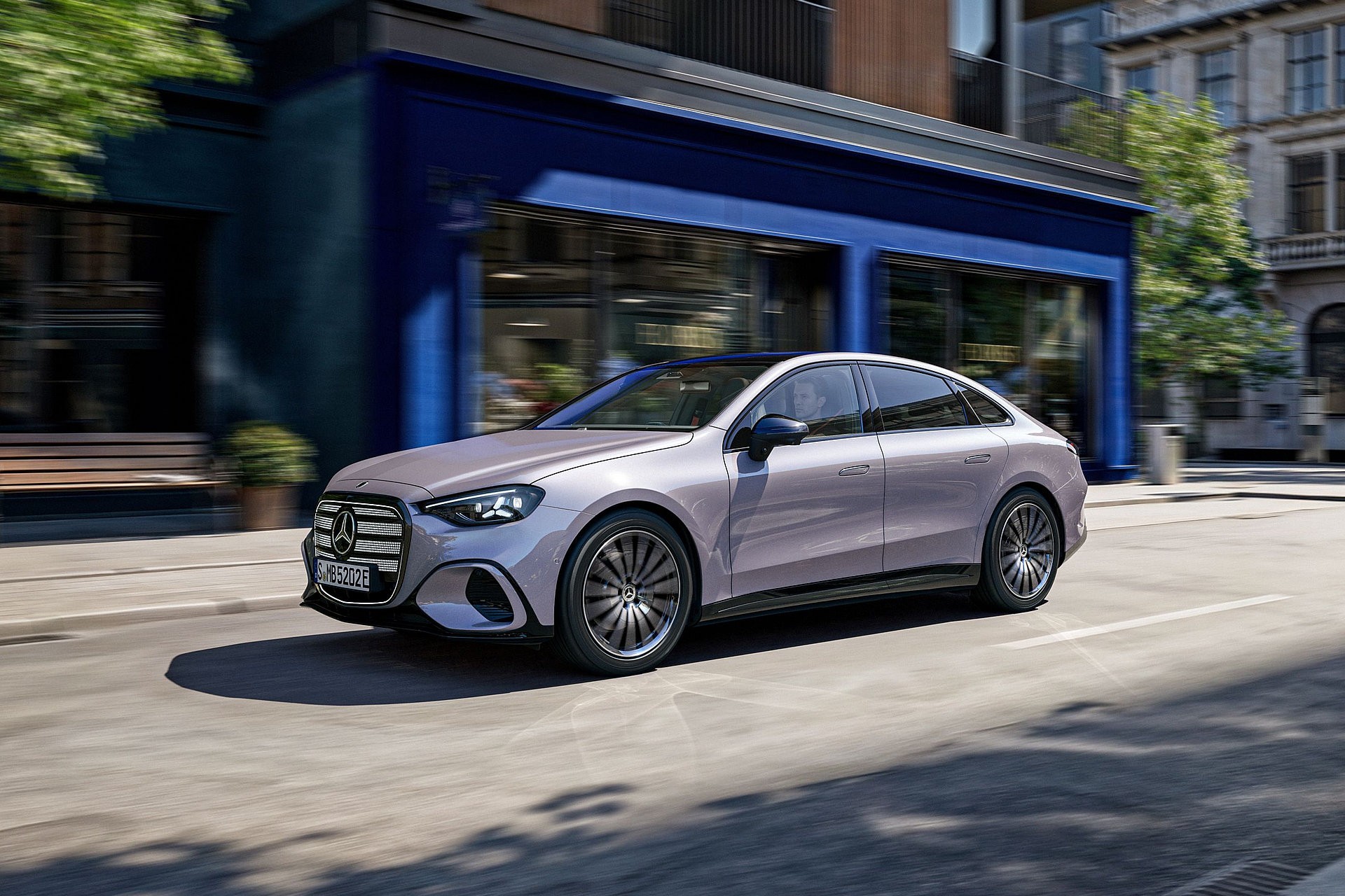 Mercedes C 300 4Matic verlaagt instapprijs elektrische C-Klasse naar € 58.736