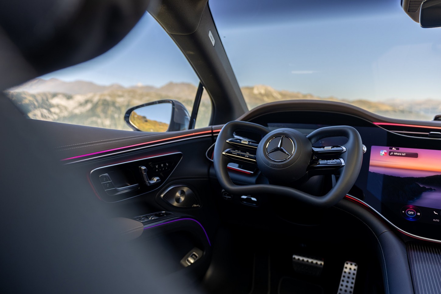 Mercedes-Benz maakt steer-by-wire nu bestelbaar voor de EQS. De mechanische stuurverbinding vervalt en in Duitsland kost de optie € 2.975.