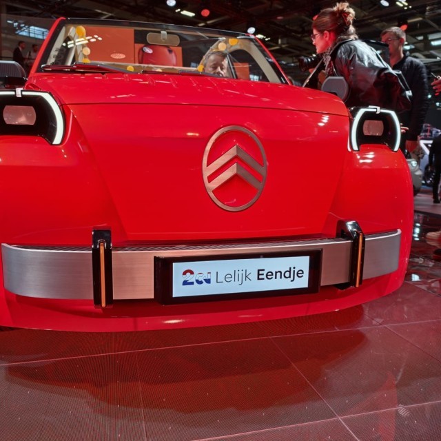 Citroën onthult elektrische 2CV Concept met richtprijs van € 15.000 - foto 4